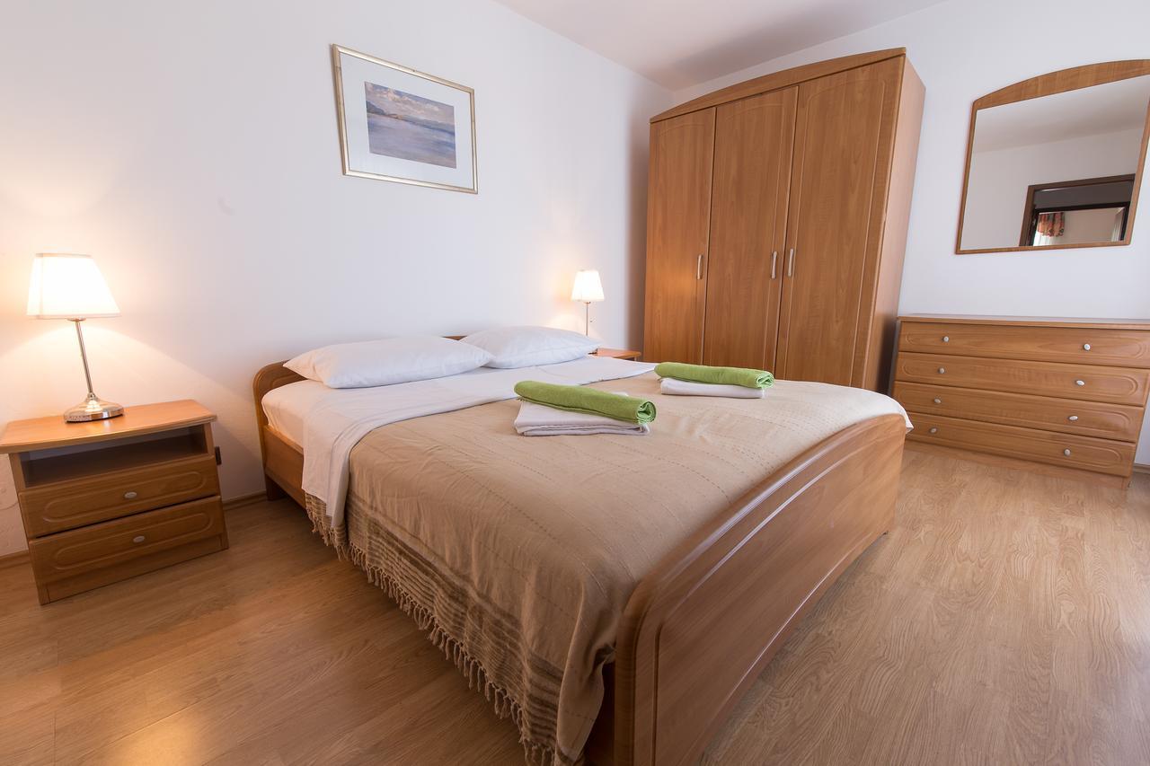 Stella Maris Accommodation Klenovica Exterior photo
